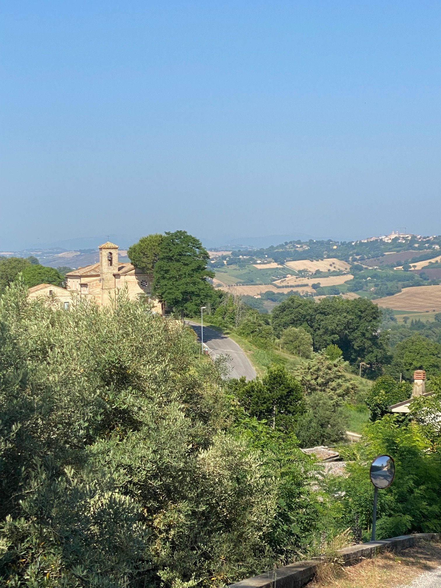 Chiesa di Santa Maria in Pacigliano, de buurtgemeenschap van Il Casale del Quadrifoglio